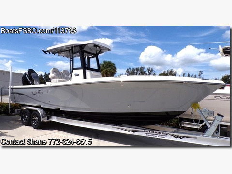 28'  2023 Blue Wave 2800 Makaira