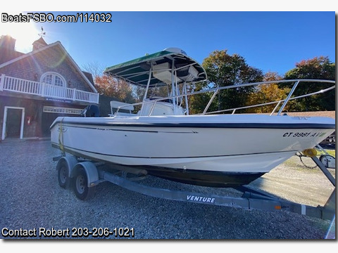 23'  1999 Boston Whaler 230 Outrage