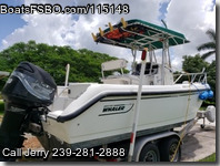 Boston Whaler 215 Outrage