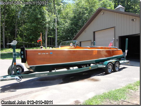 24'  1930 Chris Craft 103 Triple Cockpit Runabout