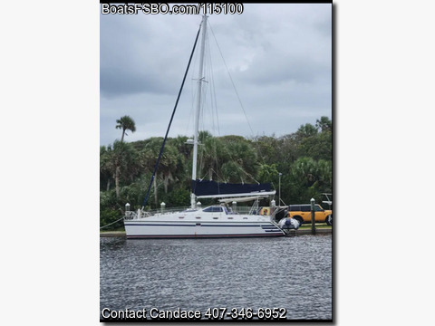 39'  1990 Privilege Catamaran