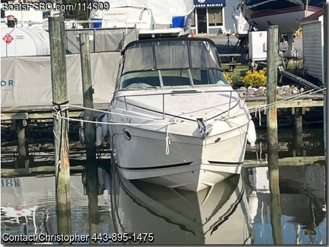 27'  2003 Rinker Fiesta Vee 250