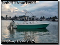 Robalo Center Console Fly Bridge