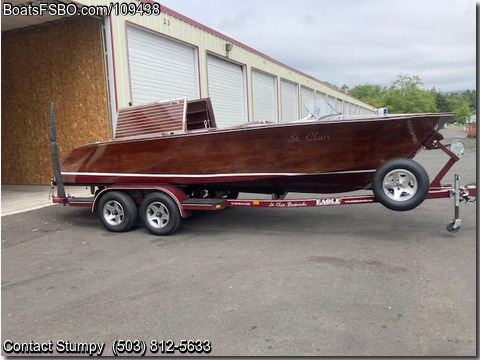 21'  2002 St Clair Boatworks Mahogany Runabout
