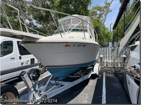 26'  1987 Tiara Pursuit 2600